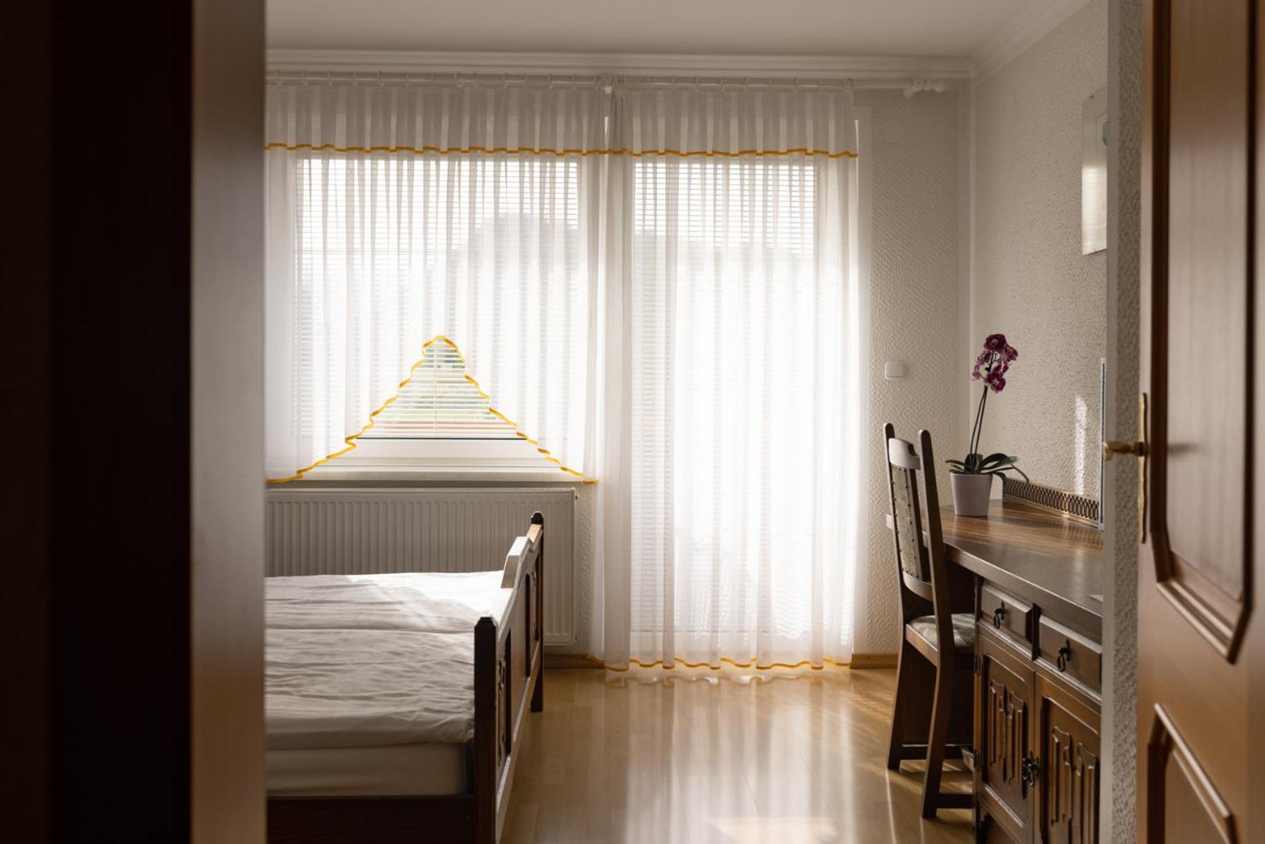 Gostisce Pri Dveh Petelinih Hotel Bled Room photo